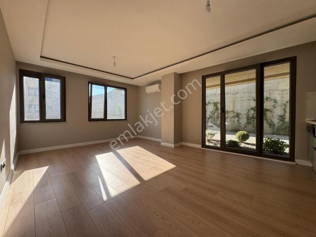 Cengelkoy Meda Terrace 2026 Oturuma Hazır 1+1 tek Yetkili