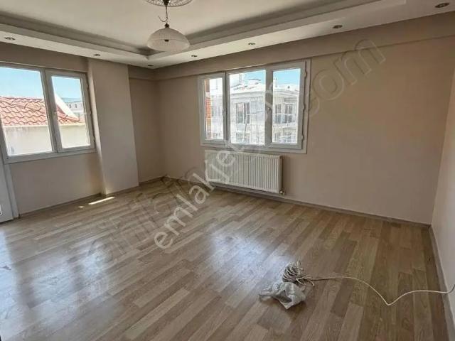 Cengiz Topel Mah. 3+1 Satılık Daire
