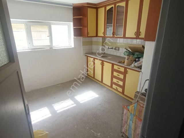 Cengiz yapı Çorum Eti Anadolu Lisesi Civarında Satılık 2+1 Bodrum Kat