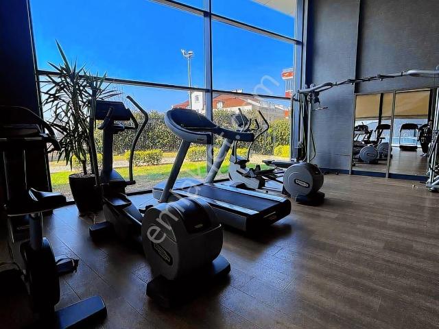 Cennet Koru Sitesi Full Göl Manzaralı 3+1 Satılık Daire