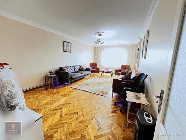 Cennet Mahallesinde Ön Cephe'de Satılık 130 m2 Geniş 3+1 Daire