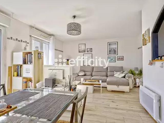 Cenon 33150 Achat / Vente appartement 3 pièces t3 au dernier étage balcon