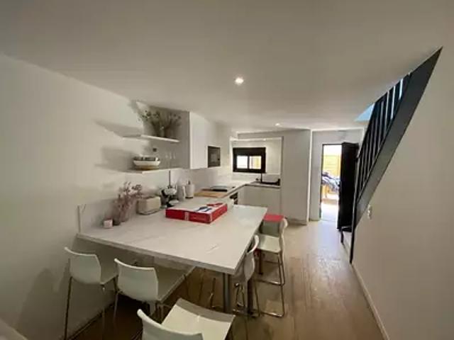 Cenon 33150 Location appartement 1 pièce t1 au dernier étage terrasse