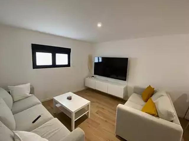 Cenon 33150 Location appartement 1 pièce t1 au dernier étage terrasse
