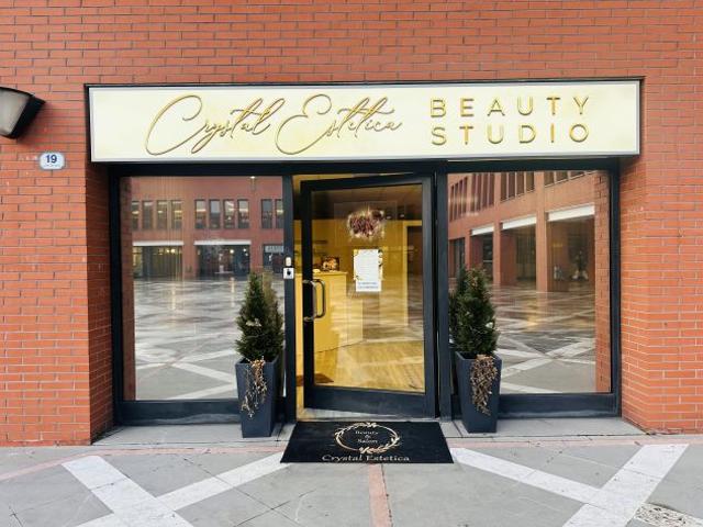 Cedesi attivit di Estetica ben avviata mq. 150 zona Stanga.