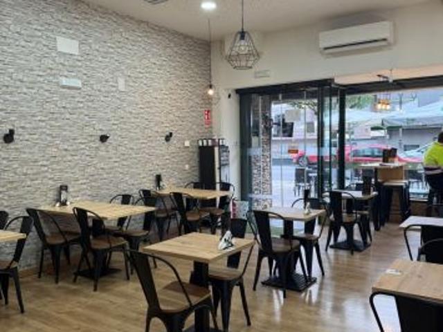 Cedesi Tapas bar e Steakhouse con Grill in GALIZIA