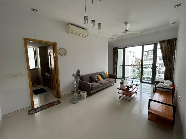 Celestia Apartment For Rent, $4,000, 3 Bed 2 Bath 1,700 sqft $2.35 psf