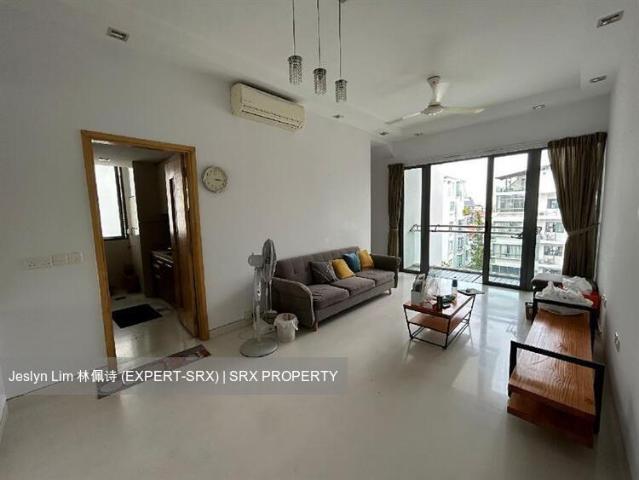 Celestia D15, Apartment