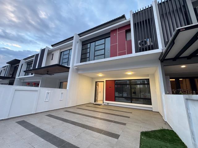 Cello Desa Tebrau 2Storey GG with Brand New Furniture