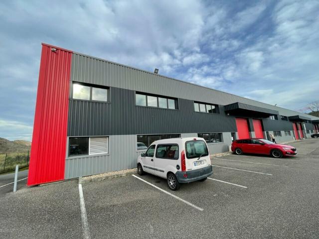 Cellule à vendre Martignas sur Jalle Parc d'activité sécurisé