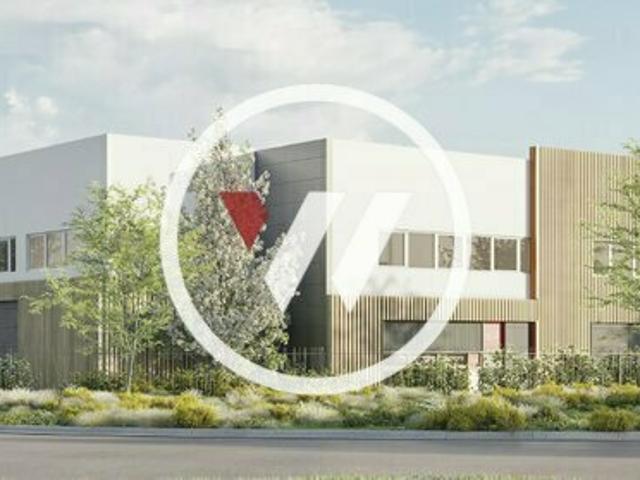 Cellule d'activité à vendre Louvres Proche A1 A3 et Roissy