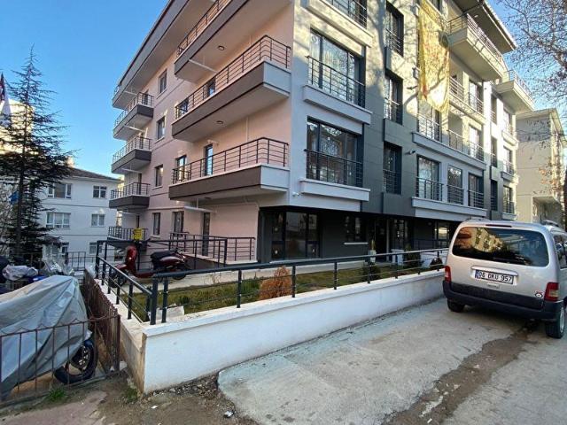 CERATECHden Dikmen Merkezinde Yeni Bina Lüks Daire Çift Asansörlü Geniş Kapalı Otoparklı