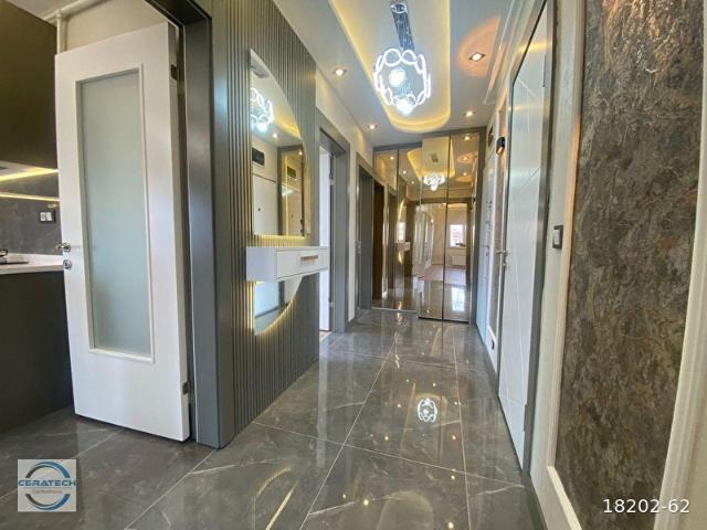 CERATECHDEN ŞEHİR VE VADİ MANZARALI ULTRA LÜKS DAİRE