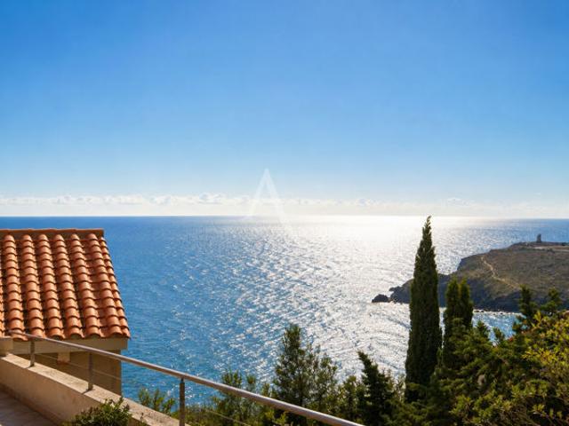 CERBÈRE VILLA CONTEMPORAINE AVEC VUE MER PANORAMIQUE