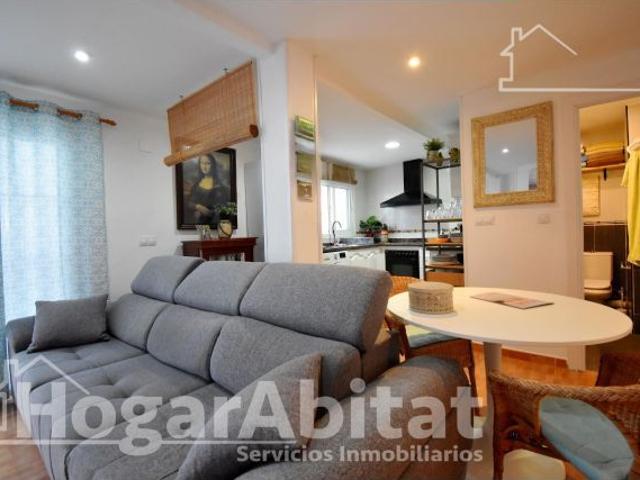 ¡CERCA DEL MAR CON VISTAS A LA MONTAÑA! ÁTICO ESQUINERO CON TERRAZA, BALCÓN Y TRASTERO
