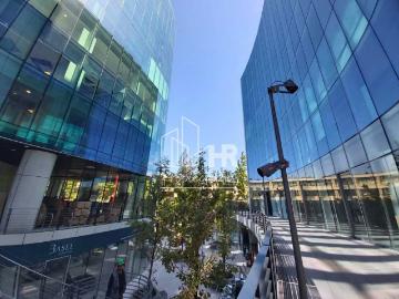 Cerca Metro/Edf. Nueva Clínica Sta Maria 83881 | Espacios por CLF 45.00 en Las Condes