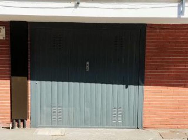 Cerco box in via Bramante 102 104