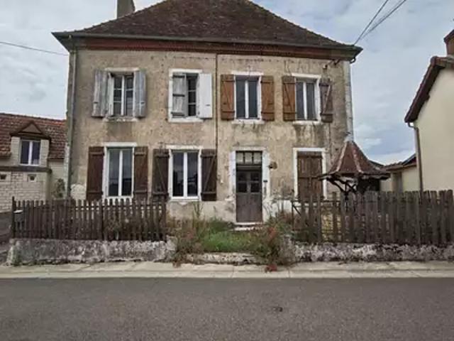 Cercy la Tour 58340 Achat / Vente maison 15 pièces t15