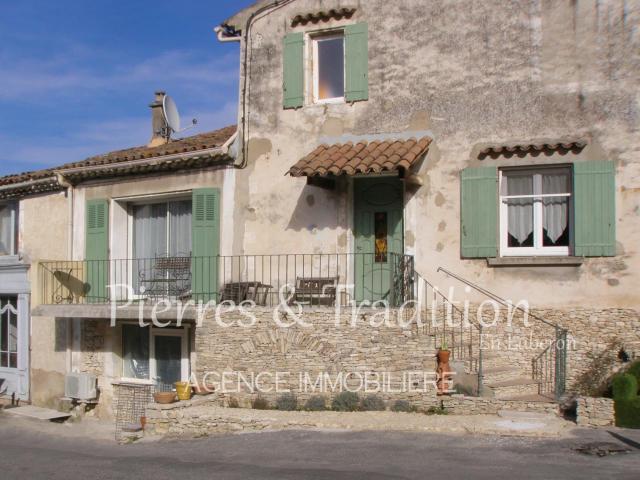 Céreste en Luberon, belle maison de village de 227 m² 227m² Céreste