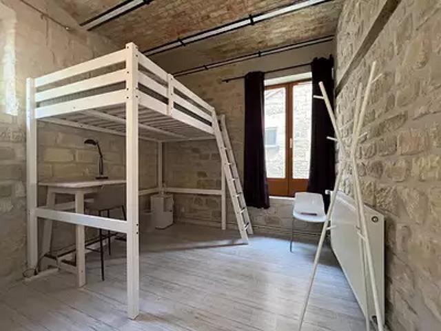 Cergy 95000 Location appartement 9 pièces t9 parking