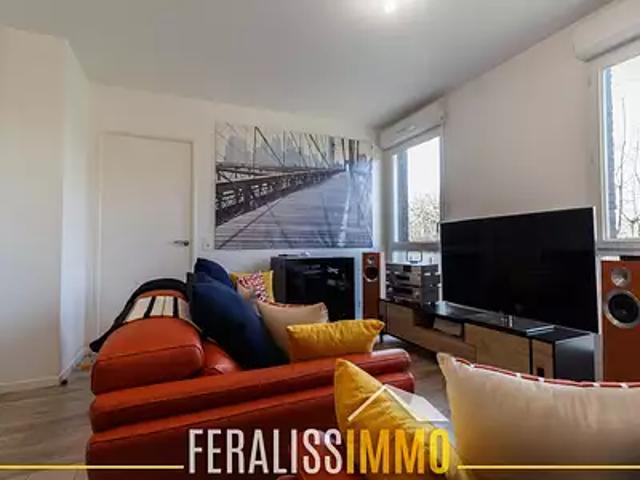 Cergy 95800 Achat / Vente appartement 2 pièces t2