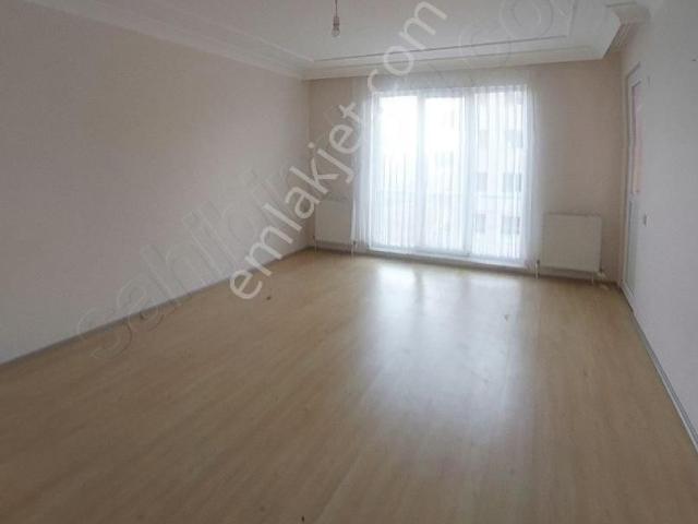 Cerkezkoy Kızılpınar Satılık 3+1 Evebeny Banyolu