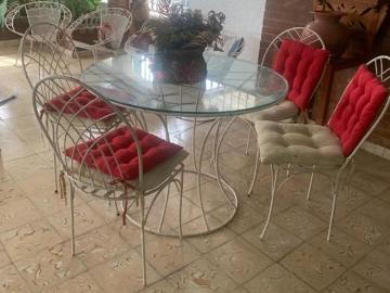 CERRO VIENTO Casa Unifamiliar NEGOCIABLE 300mts2 con dos amplias terrazas