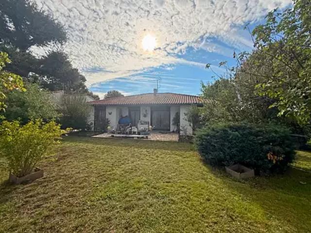 Cestas 33610 Achat / Vente maison 6 pièces t6 au dernier étage cave