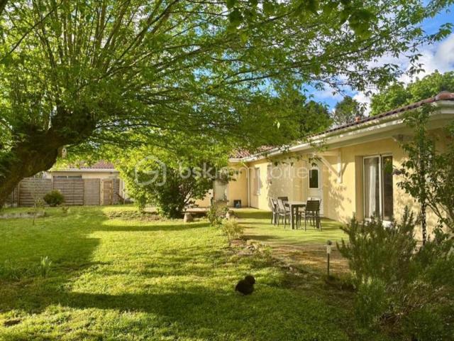CESTAS Maison T6 avec garage, jardin avec piscine et studio indépendant