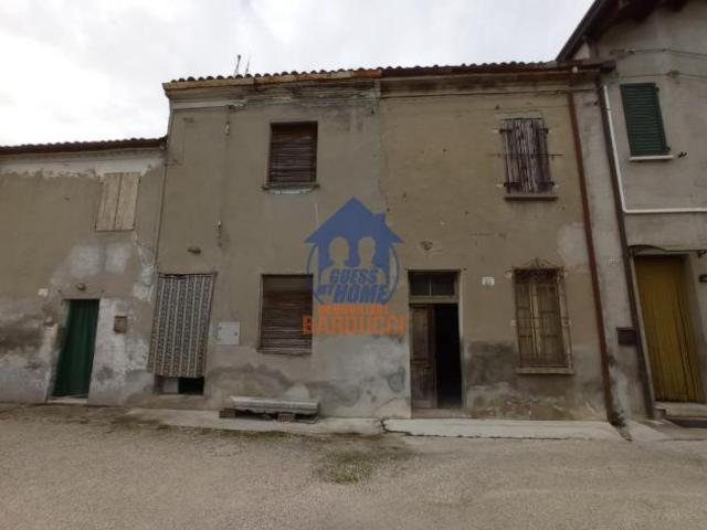 Cesena casa abbinata con giardino