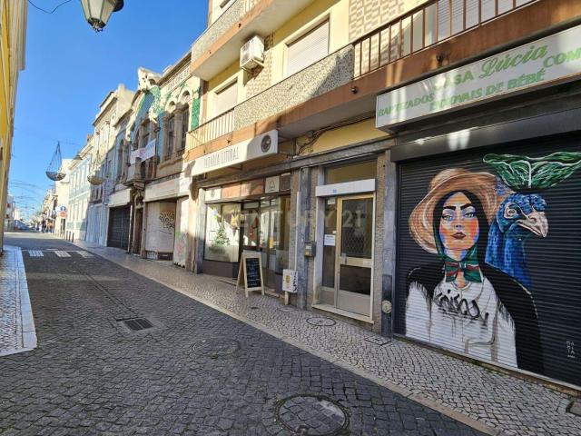 Cessão de Quotas e Trespasse da Padaria Litoral