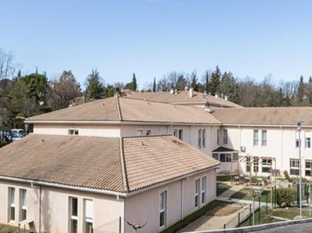 Cession dans une Chambre en Ehpad à Bagnols en Forêt Le Clos de Planestel COLISÉE