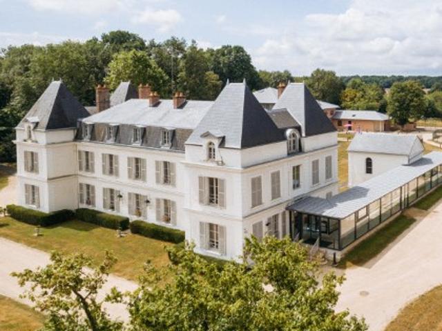 Cession dans une Chambre en Ehpad à BOMBON Le Château de Montjay DOMUSVI
