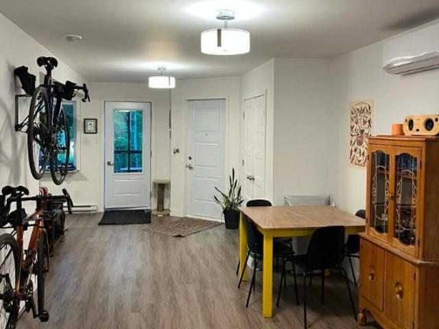 Cession de bail – 5½ moderne avec vue sur la forêt + 500$ OFFERTS