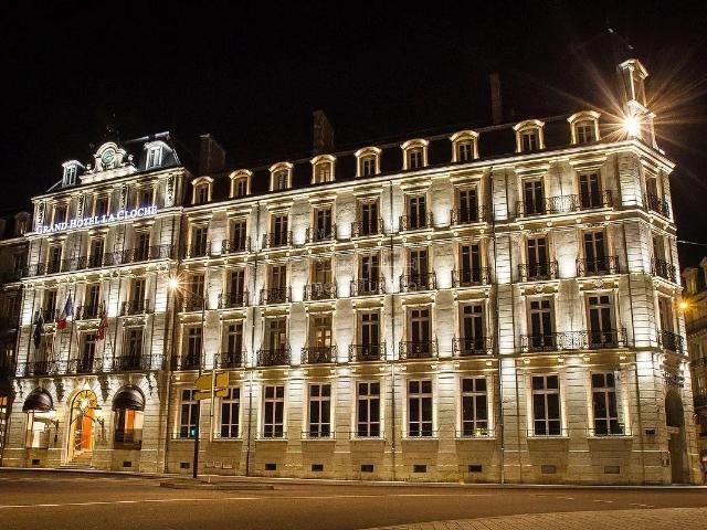 CESSION DE PARTS SOCIALES – HÔTEL 92 CHAMBRES – FRANCHE COMTÉ 25 en crédit Bail