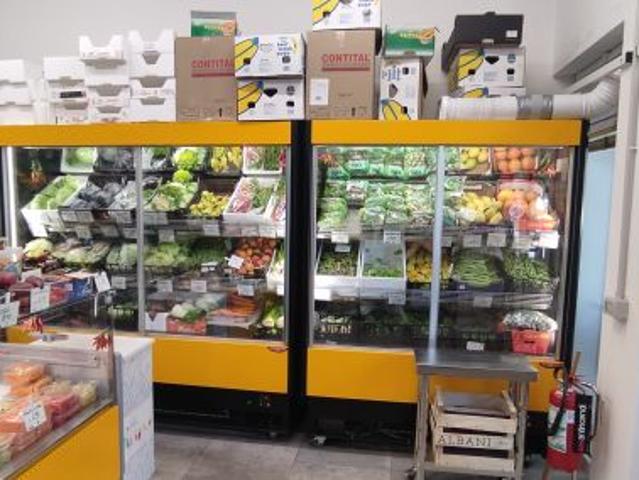 Cessione attivit commerciale di vendita ortofrutta Padova negozio in affitto
