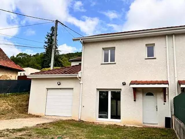 Cessieu 38110 Location maison 4 pièces t4 jardin terrasse