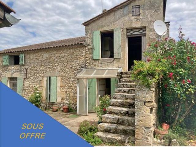 Cette jolie ancienne maison en pierres à besoin de