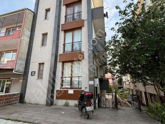 Cevatpaşa'da Fırsat Fiyata! Kordona Ve Fakülteye Yakın, 1+1daire
