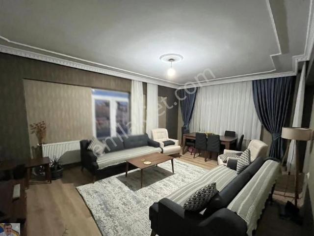 Cevdet Paşa Mahallesinde 3+1 Site İçi Satılık Daire