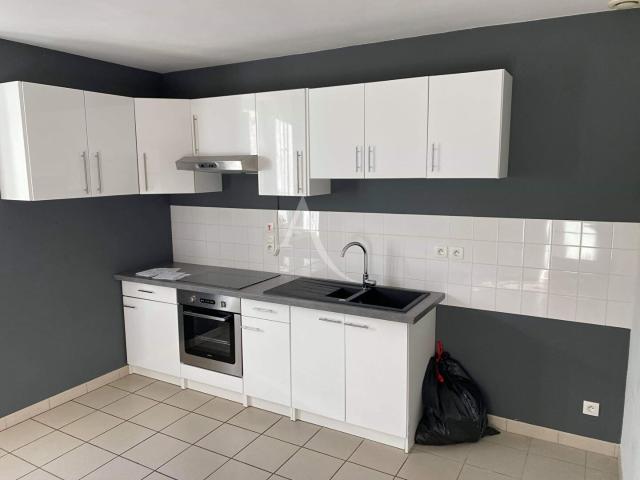 Ceyzériat Location Appartement 01