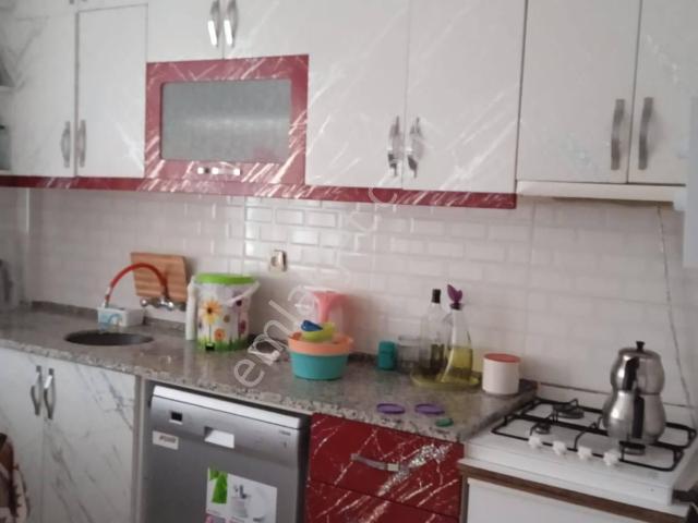 Ceylan Market Yakını 2+1 Zemin Kat Yol Cepheli Bakımlı