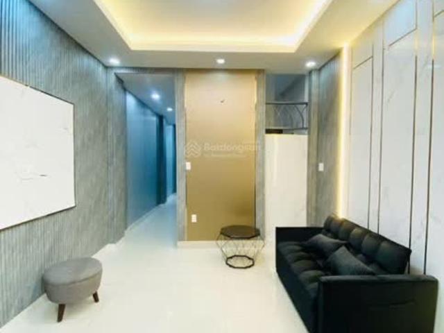 Chỉ 5 Tỷ, Nhà 2 Tầng 3.6x15m, Nở Hậu 4.17m Nguyễn Thị Tần, Quận 8, KDC Hiện Hữu, Vuông Vức, Không QH