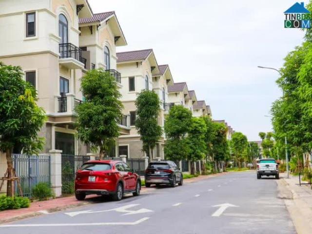 Chỉ 6 tỷ hơn chút sở hữu ngay Biệt thự nhà vườn 3 tầng tiếp giáp đường vành đai 3. Sát Quận Long