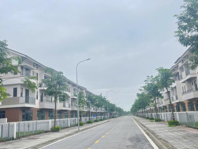 Chỉ 7,424 tỷ sở hữu liền kề 2 mặt tiền tại centa riverside vị trí đẹp, giá cực tốt