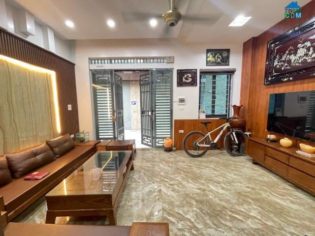 Chỉ 8,1 Tỷ sở hữu ngay nhà 5 tầng, 49m, MT 4m  ngõ nông, thông ra ngõ 282 và KĐT mới Đại Kim