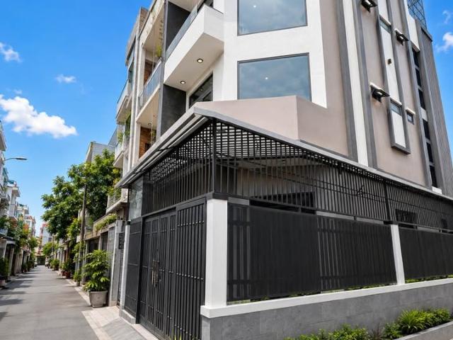Chỉ 10 tỷ có ngay 121m² 2 tầng hxh thông ngay ngã 4 âu cơ & lạc long quân