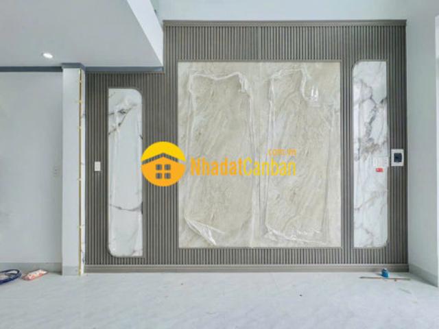 Chỉ 1 tỷ 880 có ngay nhà 3 phòng ngủ sân ô tô riêng sổ riêng full thổ cư