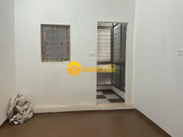 Chỉ 1,55 tỷ có nhà đống đa, dân xây, 18m, nhà mới đẹp, cực gần phố