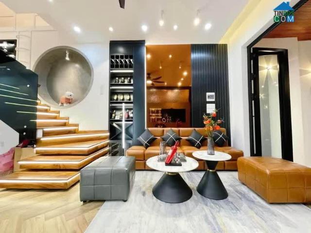 Chỉ 2.3 Tỷ Sở Hữu Ngay Nhà Phố 103m² Vị Trí Đẹp, Đầy Đủ Tiện Ích, Sổ Hồng Trao Tay